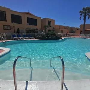 https://castillo-mar-casa-martini.in-canary-islands.com